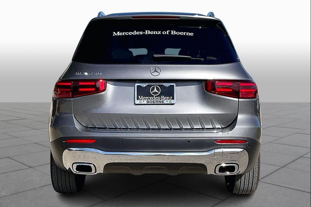 used 2025 Mercedes-Benz GLB 250 car, priced at $40,282