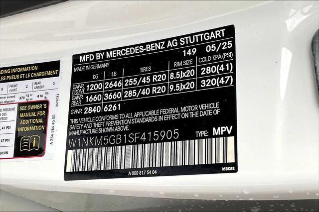 new 2025 Mercedes-Benz GLC 350e car, priced at $70,510