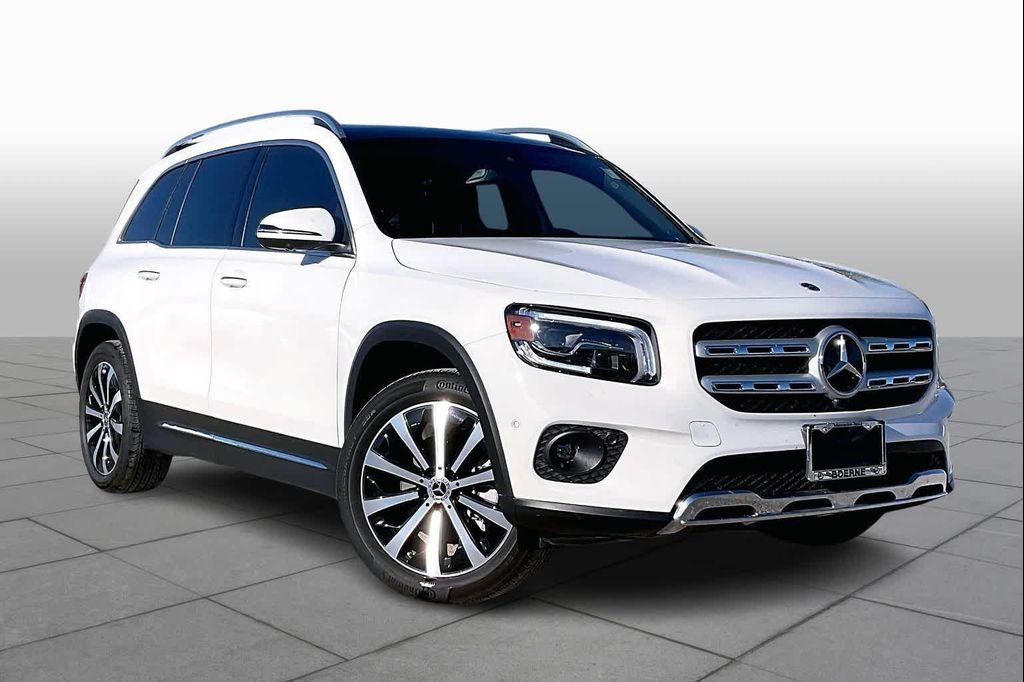 used 2023 Mercedes-Benz GLB 250 car, priced at $33,444