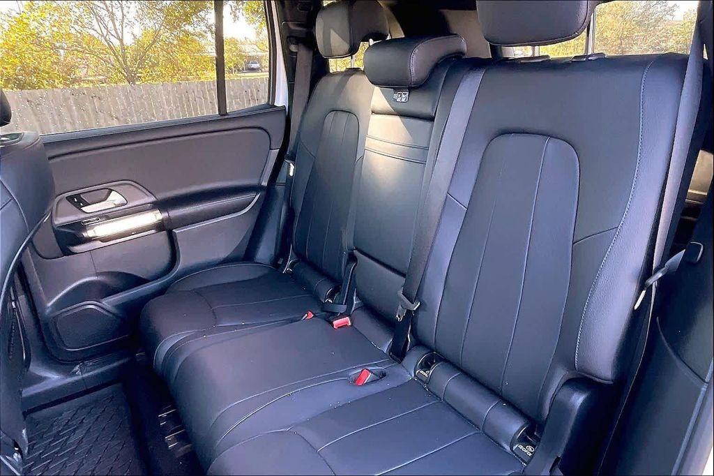 used 2023 Mercedes-Benz GLB 250 car, priced at $33,444