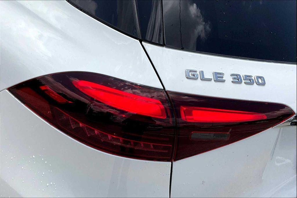 new 2025 Mercedes-Benz GLE 350 car, priced at $76,070