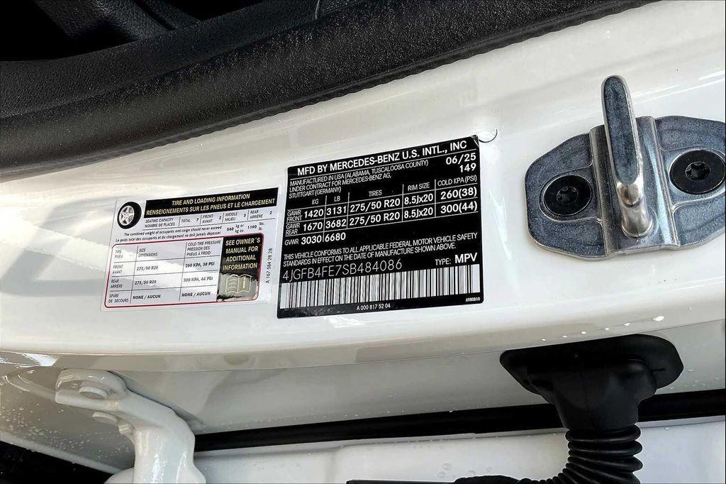 new 2025 Mercedes-Benz GLE 350 car, priced at $76,070