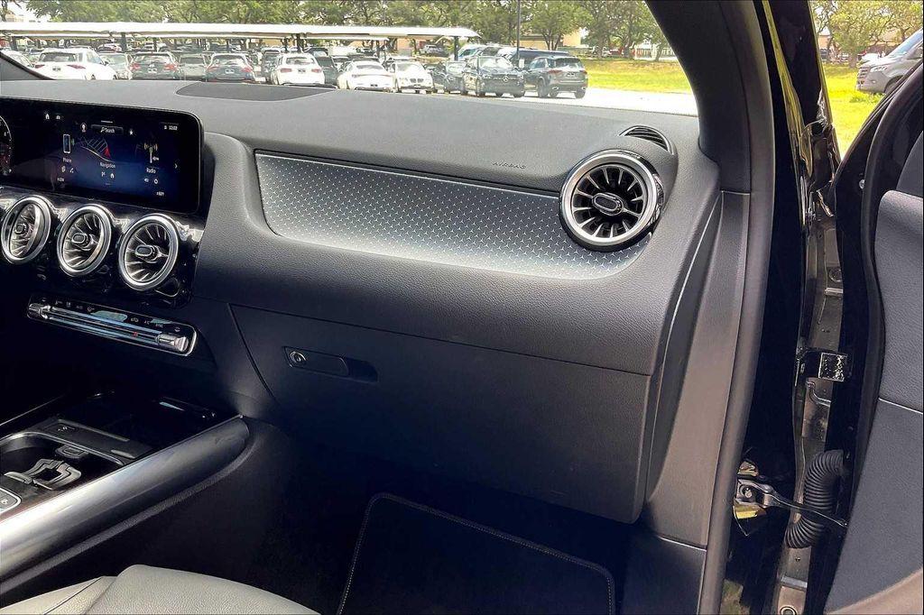 used 2025 Mercedes-Benz GLA 250 car, priced at $35,114