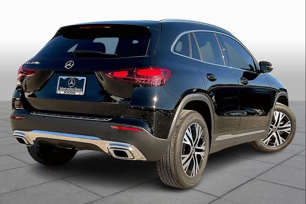 used 2025 Mercedes-Benz GLA 250 car, priced at $35,333