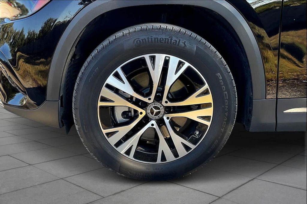 used 2025 Mercedes-Benz GLA 250 car, priced at $35,333