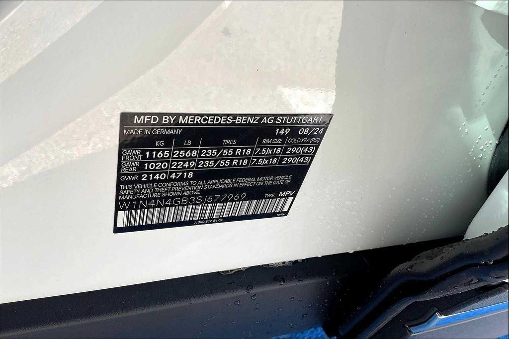 new 2025 Mercedes-Benz GLA 250 car, priced at $47,845