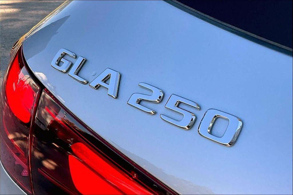used 2025 Mercedes-Benz GLA 250 car, priced at $39,777