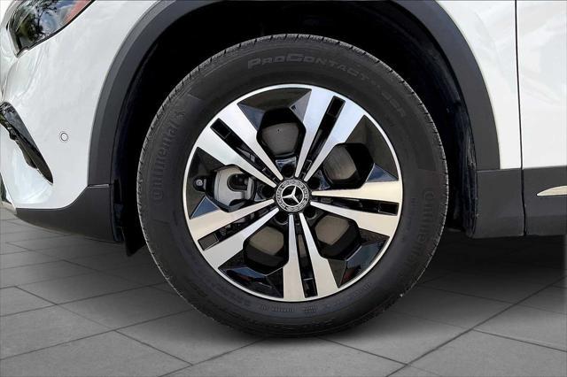 used 2025 Mercedes-Benz GLA 250 car, priced at $40,554