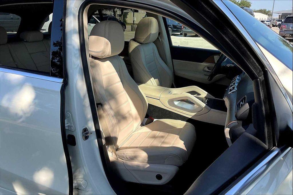 used 2022 Mercedes-Benz GLE 350 car, priced at $35,555