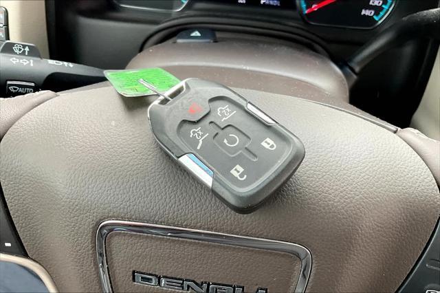 used 2019 GMC Yukon car, priced at $40,997