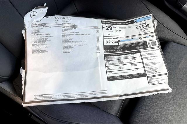 new 2025 Mercedes-Benz GLA 250 car, priced at $51,055