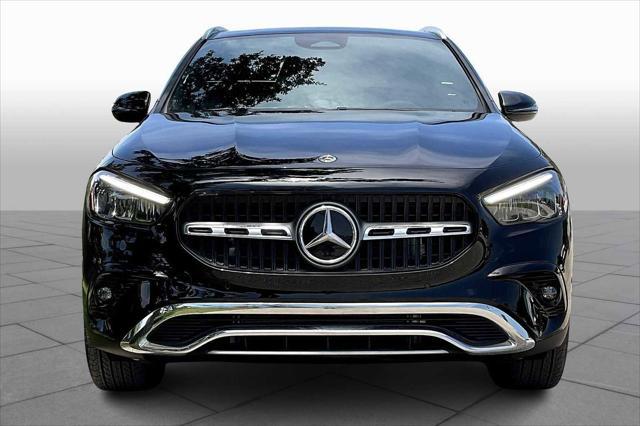new 2025 Mercedes-Benz GLA 250 car, priced at $51,055