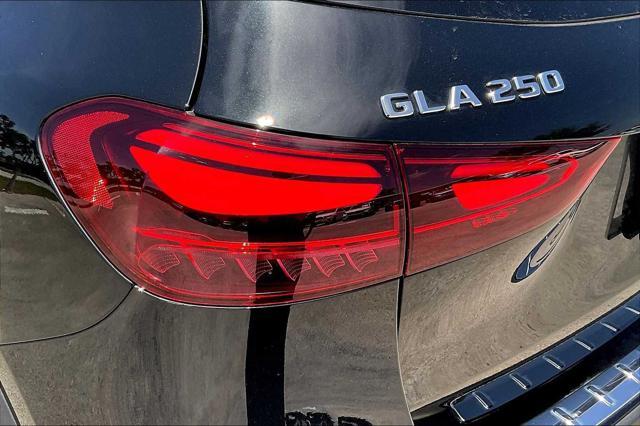 new 2025 Mercedes-Benz GLA 250 car, priced at $51,055