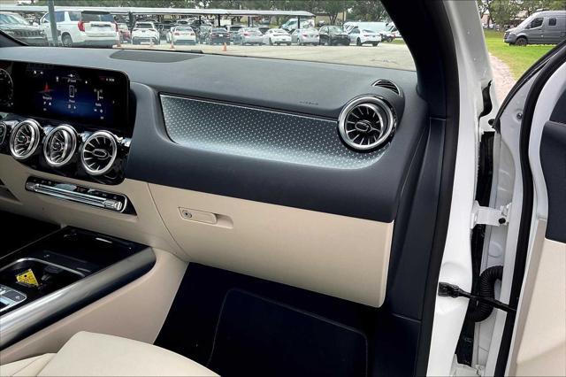 used 2025 Mercedes-Benz GLA 250 car, priced at $39,417