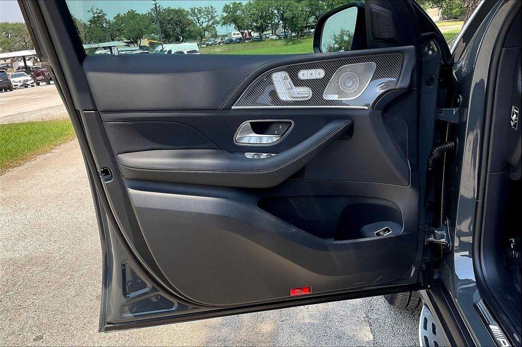 new 2025 Mercedes-Benz AMG GLE 53 car, priced at $112,985