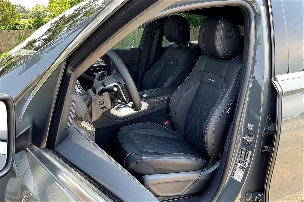 new 2025 Mercedes-Benz AMG GLE 53 car, priced at $112,985