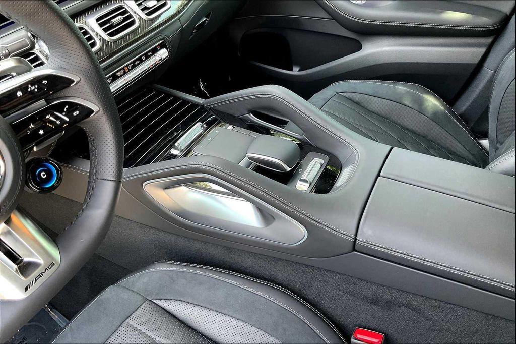 new 2025 Mercedes-Benz AMG GLE 53 car, priced at $112,985