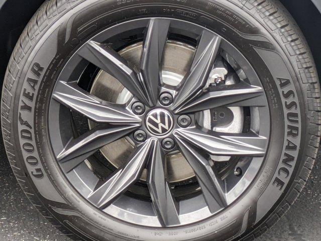 new 2024 Volkswagen Tiguan car, priced at $33,846