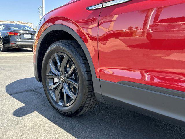 new 2024 Volkswagen Tiguan car, priced at $33,242