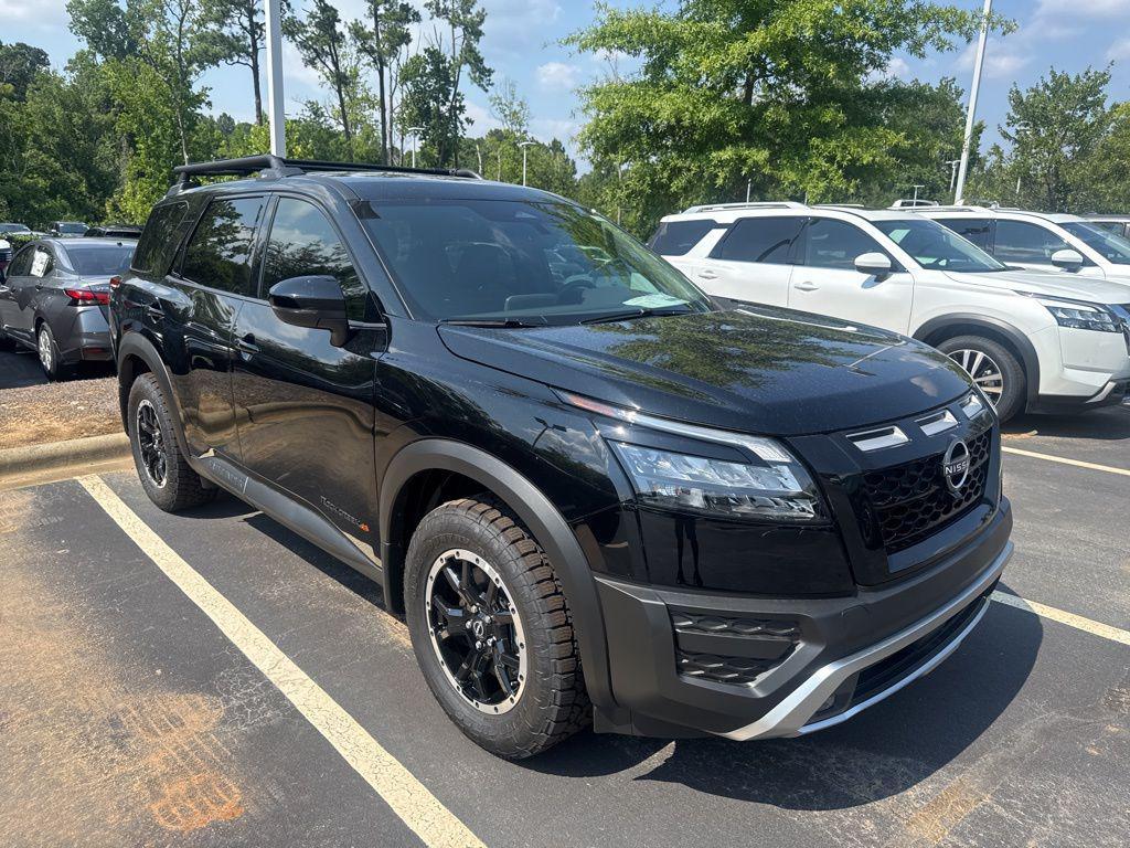new 2025 Nissan Pathfinder car, priced at $43,967