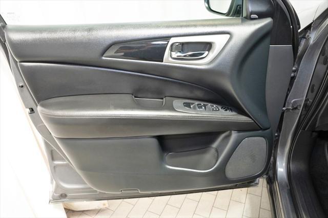 used 2020 Nissan Pathfinder car, priced at $17,682