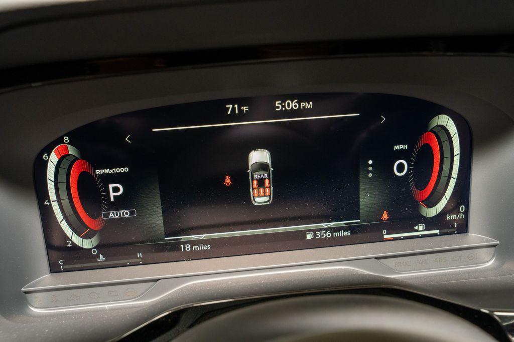 new 2025 Nissan Pathfinder car, priced at $46,784