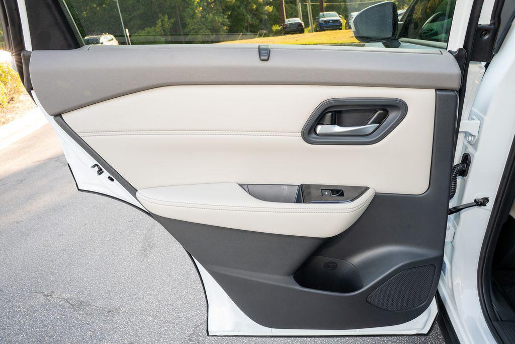 new 2026 Nissan Rogue car, priced at $33,150