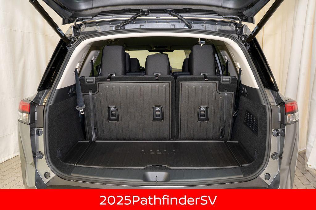 new 2025 Nissan Pathfinder car, priced at $36,562