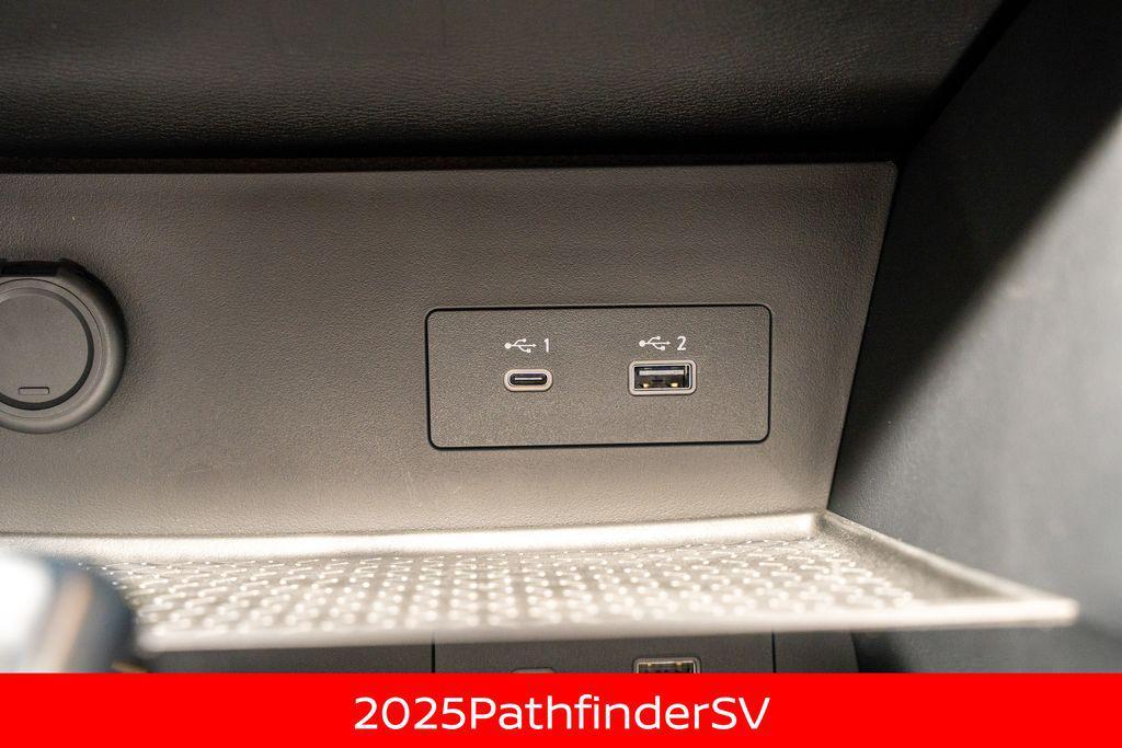 new 2025 Nissan Pathfinder car, priced at $36,562