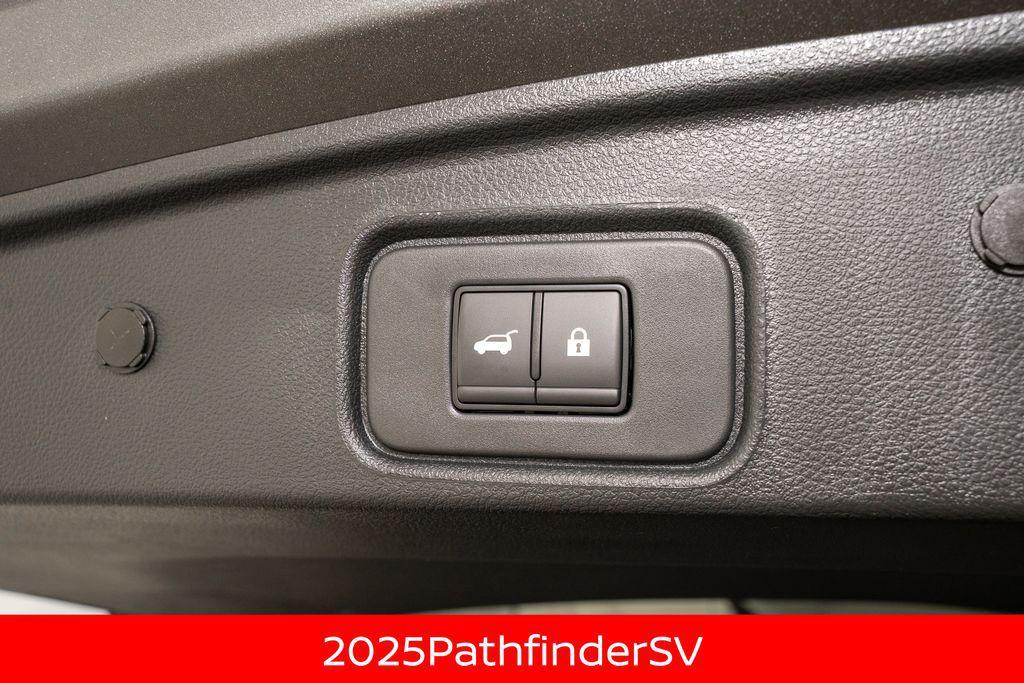 new 2025 Nissan Pathfinder car, priced at $36,562