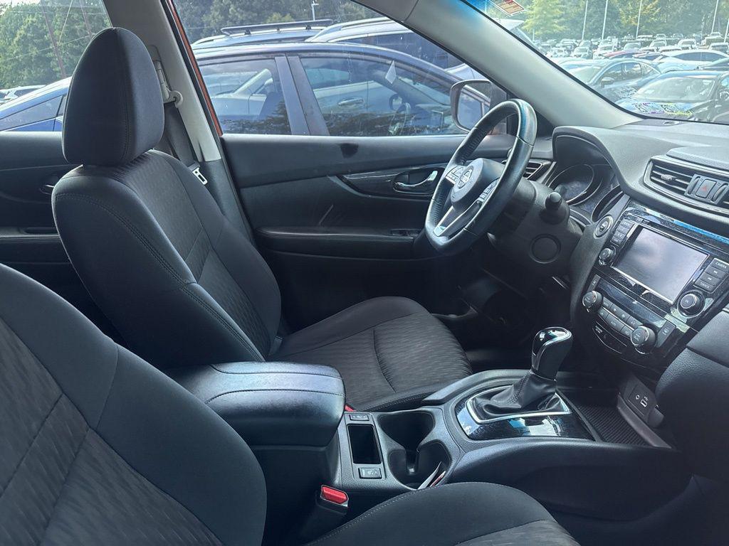 used 2018 Nissan Rogue car, priced at $18,094