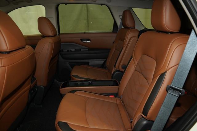 new 2024 Nissan Pathfinder car, priced at $46,234