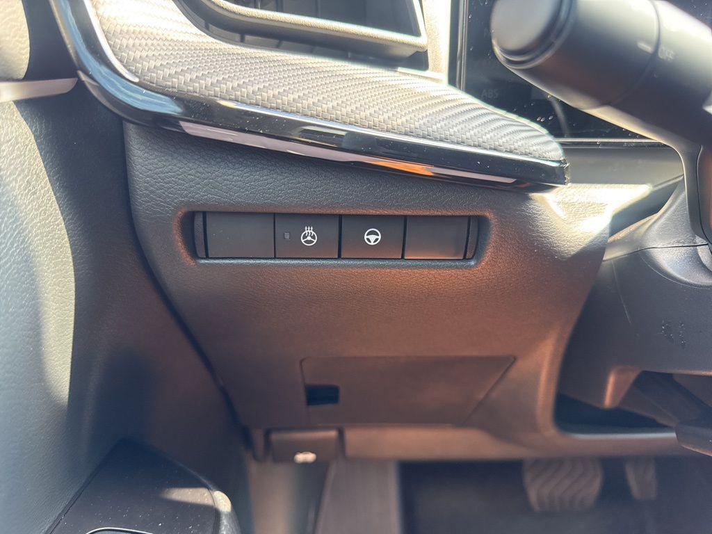 new 2025 Nissan Kicks car, priced at $28,438