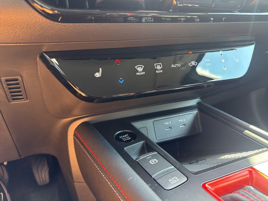 new 2025 Nissan Kicks car, priced at $28,438