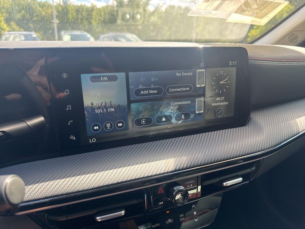 new 2025 Nissan Kicks car, priced at $23,567