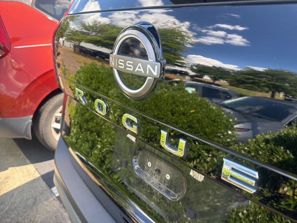 used 2023 Nissan Rogue car, priced at $20,058