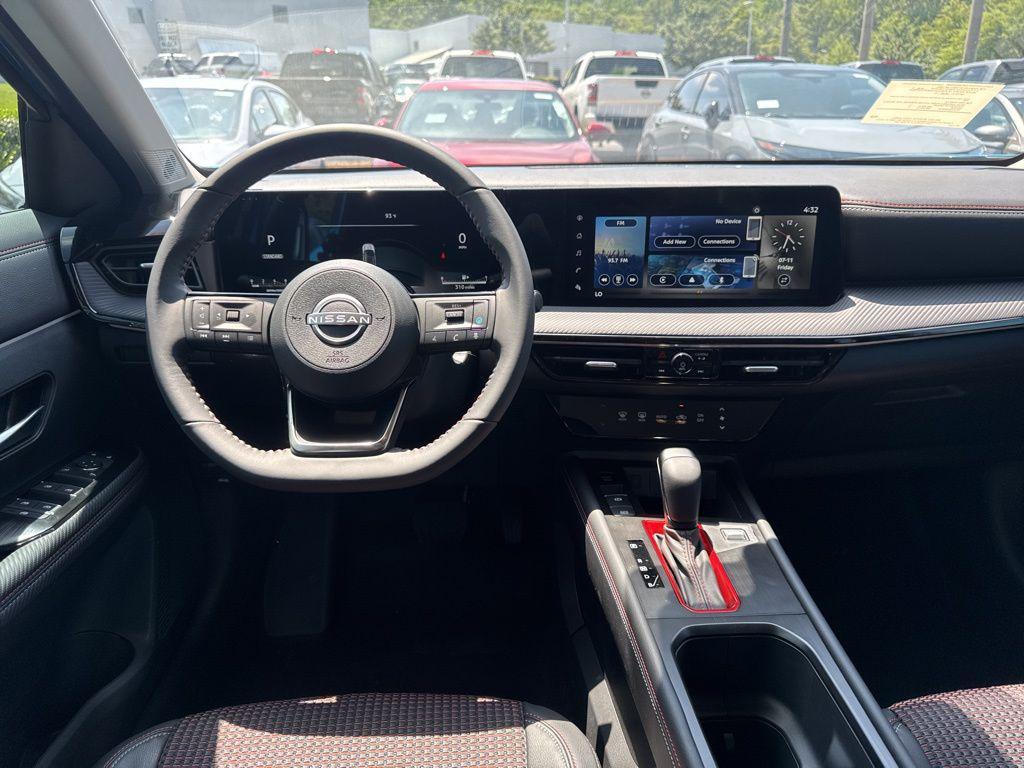new 2025 Nissan Kicks car, priced at $26,037