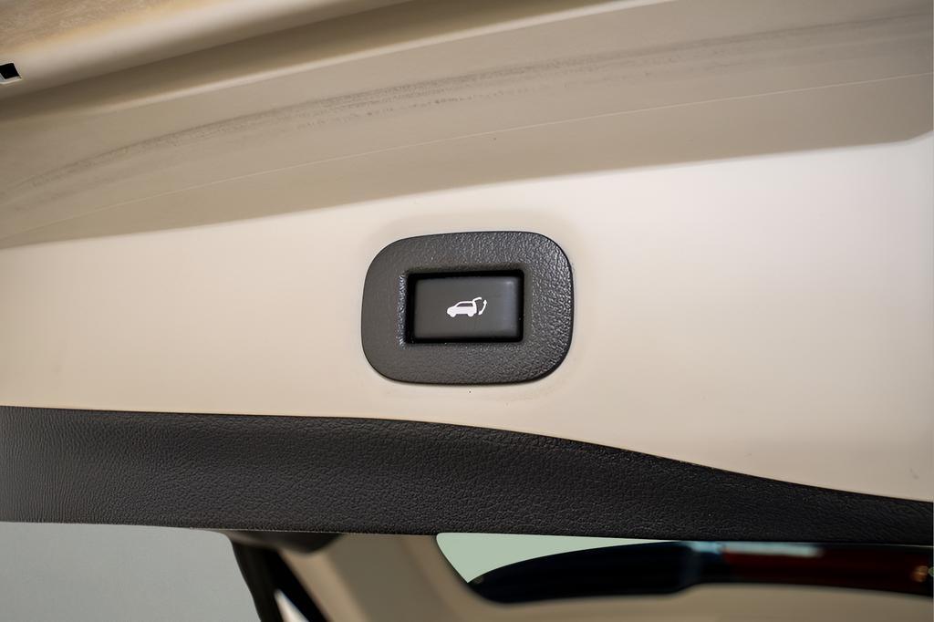 used 2018 Nissan Rogue car, priced at $15,481