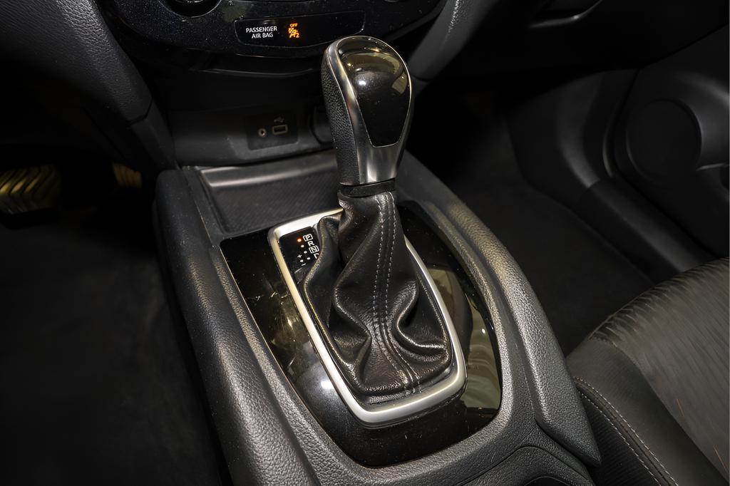 used 2018 Nissan Rogue car, priced at $15,481