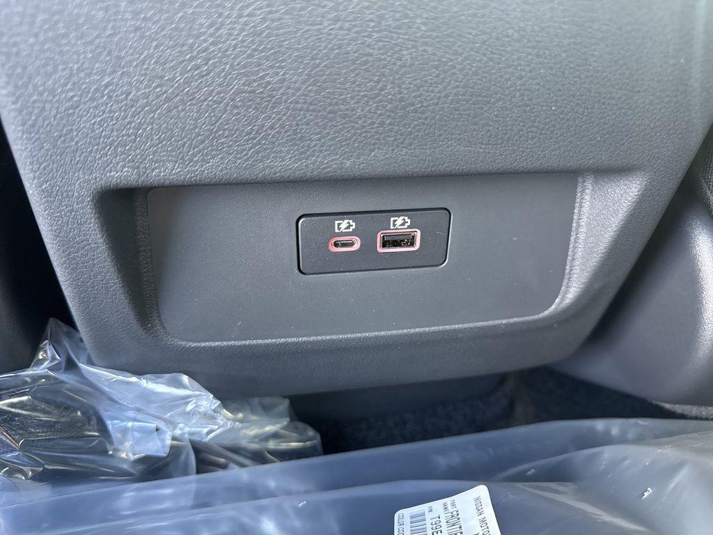 new 2025 Nissan Frontier car, priced at $39,900