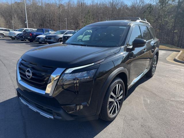 new 2025 Nissan Pathfinder car, priced at $50,423