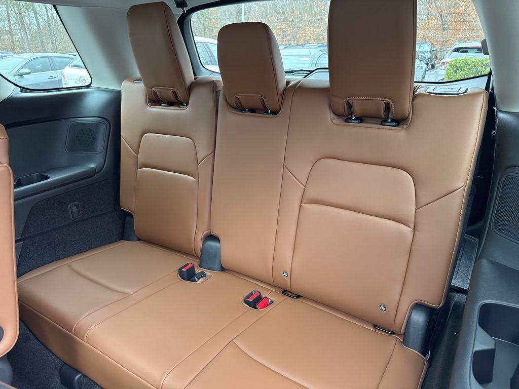 new 2025 Nissan Pathfinder car, priced at $51,208