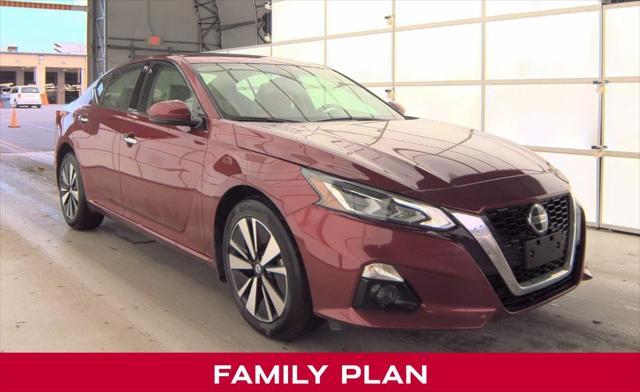 used 2022 Nissan Altima car, priced at $26,029