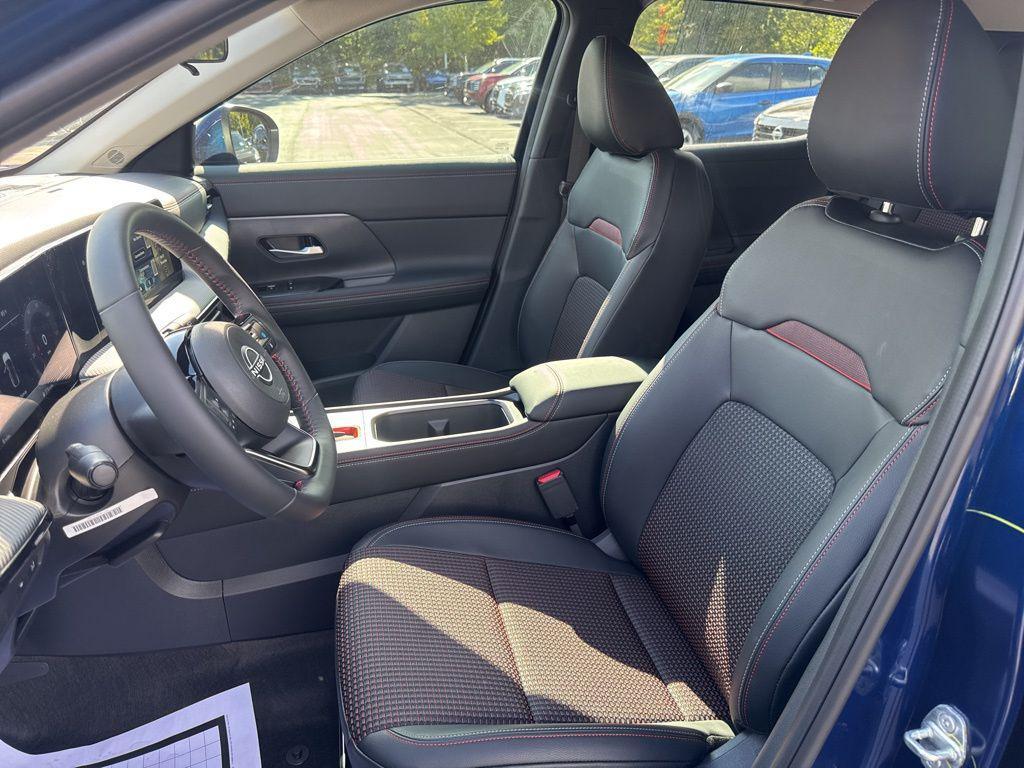 new 2025 Nissan Kicks car, priced at $24,160