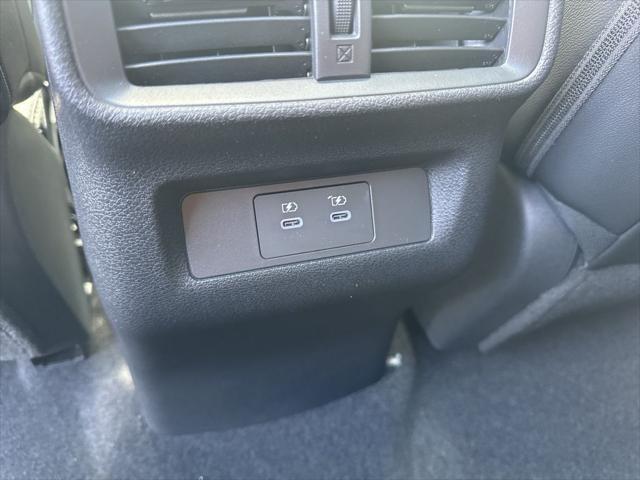 new 2025 Nissan Murano car, priced at $46,092