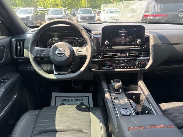 new 2025 Nissan Pathfinder car, priced at $43,967