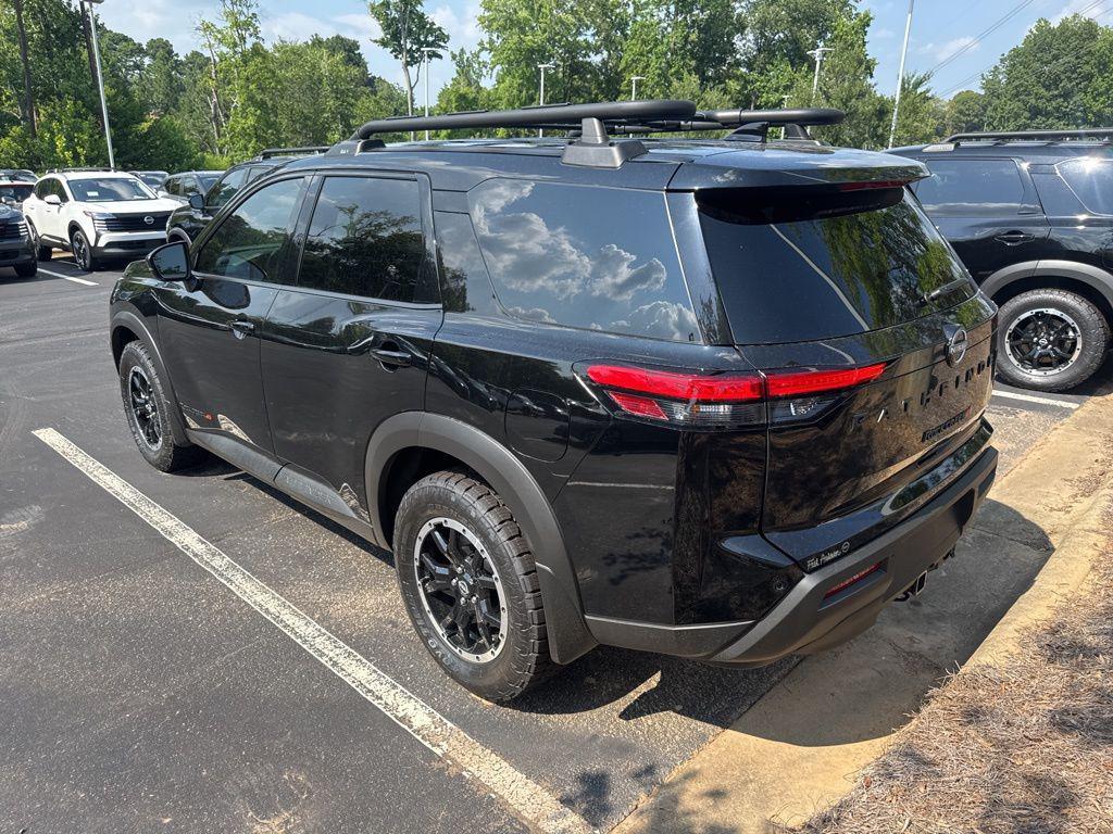 new 2025 Nissan Pathfinder car, priced at $43,967