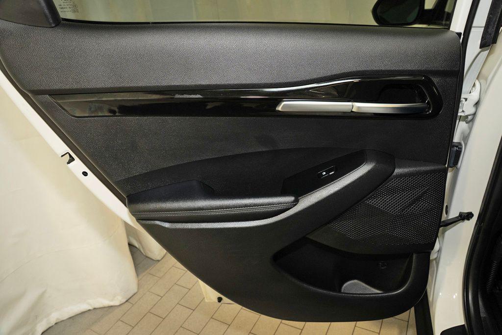 used 2024 Kia Seltos car, priced at $21,178