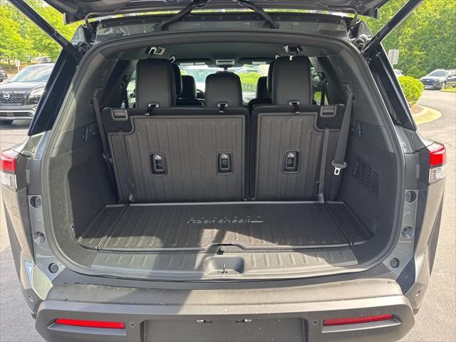 new 2025 Nissan Pathfinder car, priced at $43,888