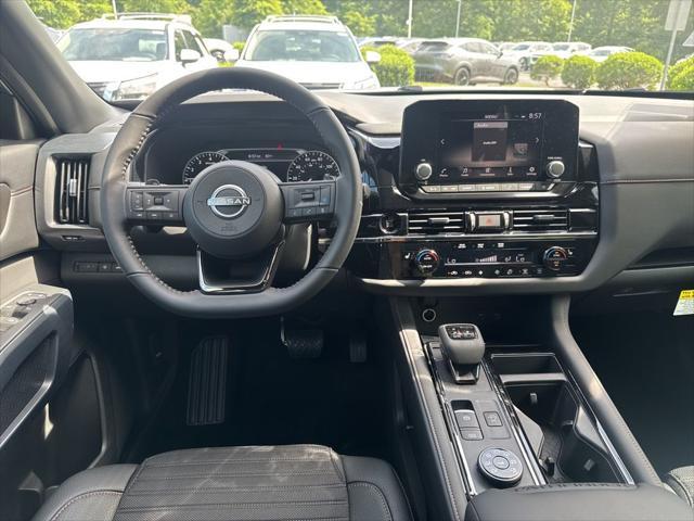 new 2025 Nissan Pathfinder car, priced at $43,888